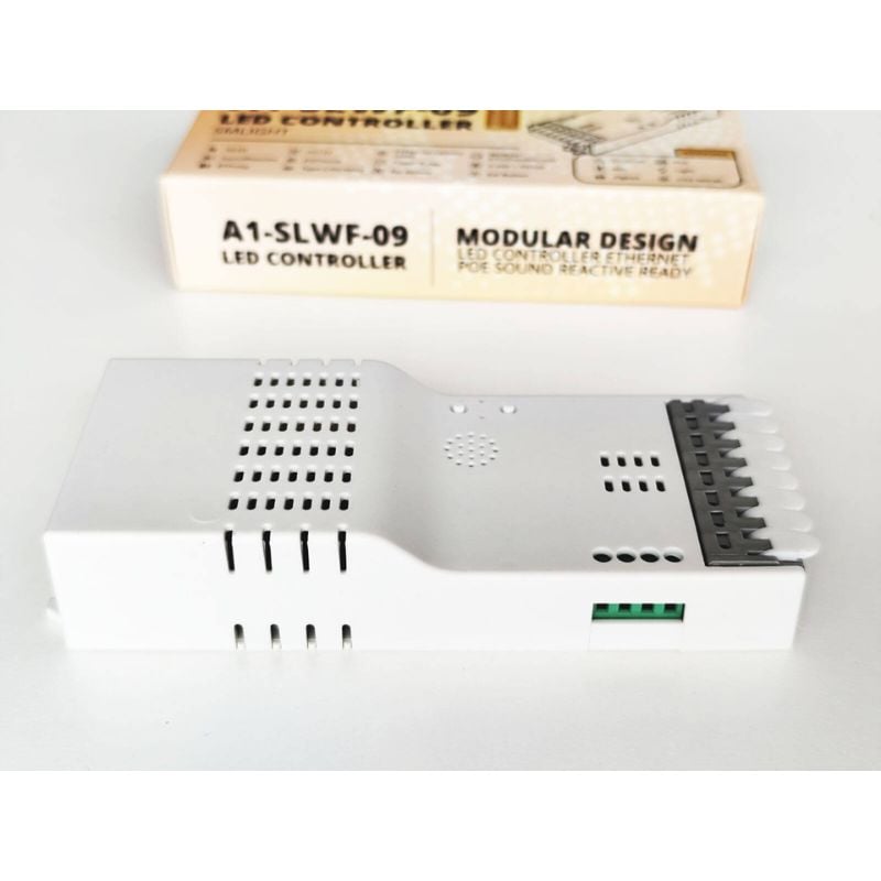 copy ofSMLIGHT - Controller LED compatibile con WLED e Home Assistant SLWF-03