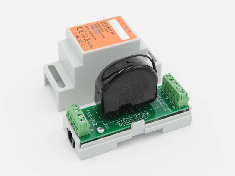 Eutonomy - Adaptater euFIX DIN per Fibaro FGS-212 (senza pulsanti)