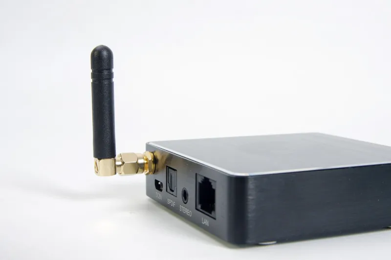 iEAST Soundstream PRO - Récepteur audio HD sans fil Multiroom DLNA AirPlay DAC Sabre ES9023 (iEAST M30)